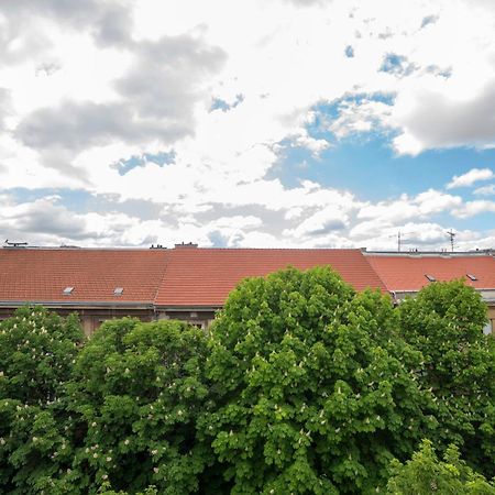 זאגרב Apartments Pamer, 4Th Floor, No Elevator מראה חיצוני תמונה