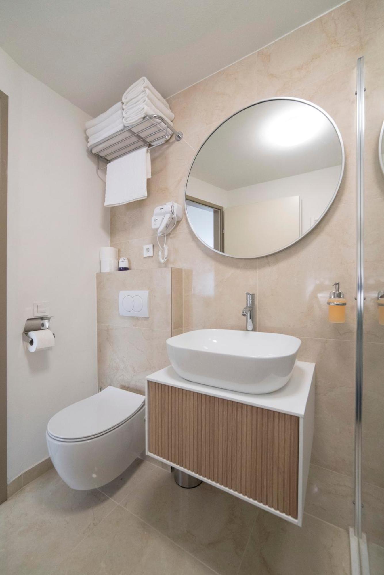 זאגרב Apartments Pamer, 4Th Floor, No Elevator מראה חיצוני תמונה